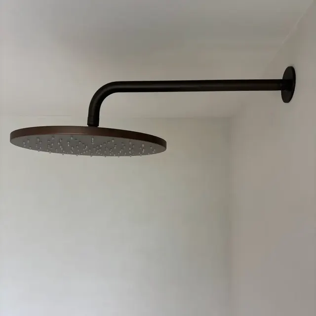 Naadloze douche in FORCRETE microcement
