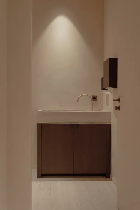 Badmeubel in nis met warme spot — project Sint-Martens-Latem